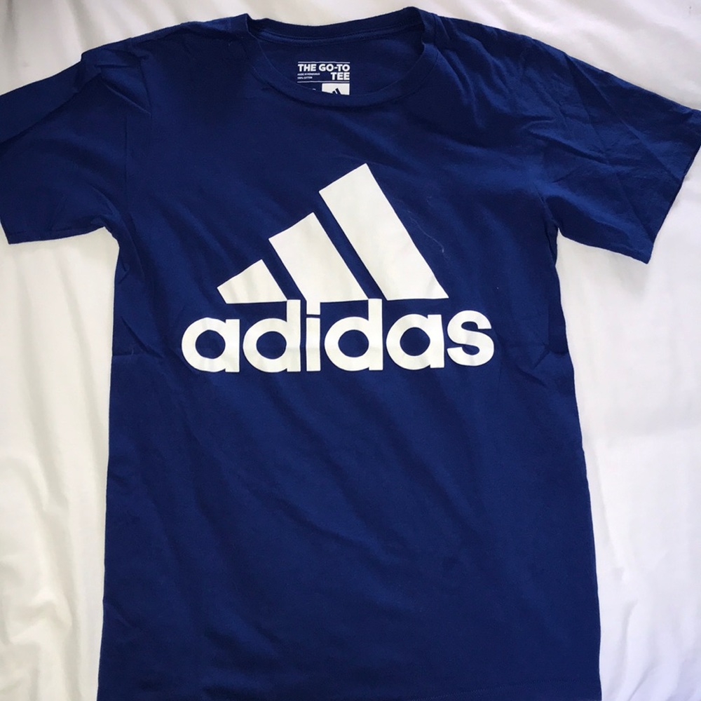 Adidas T-Shirt